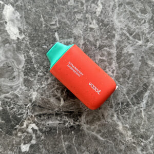 Vozol Star 6000 Strawberry Raspberry 💨 ‣ Only 14€👍